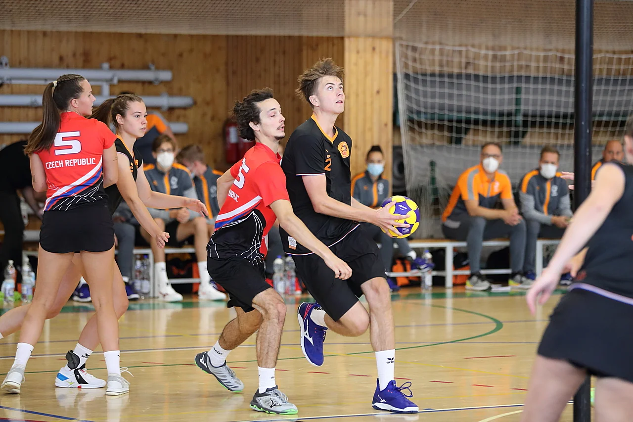 Day1 G2 IKF U21KWC 2021 Korfball Gertrude de Vries-1
