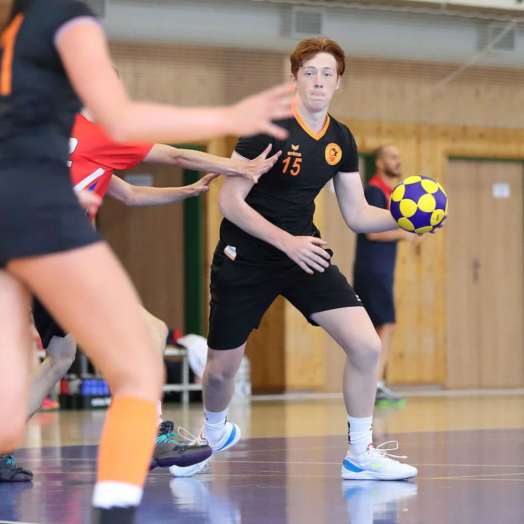 Day1 G2 IKF U21KWC 2021 Korfball Gertrude de Vries-5